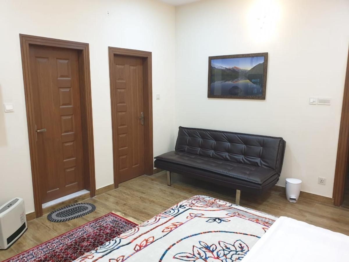 Alpha Guest House Равалпинди Екстериор снимка