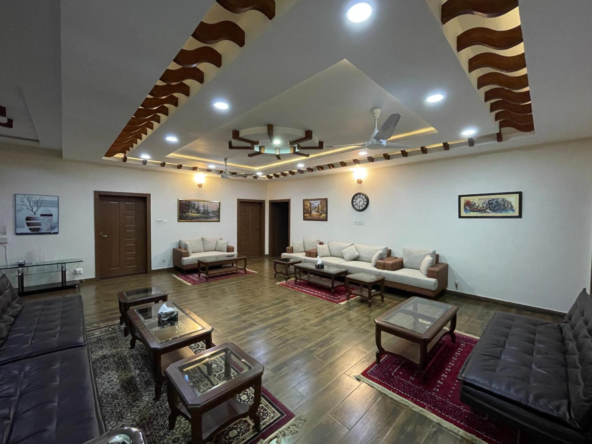 Alpha Guest House Равалпинди Екстериор снимка