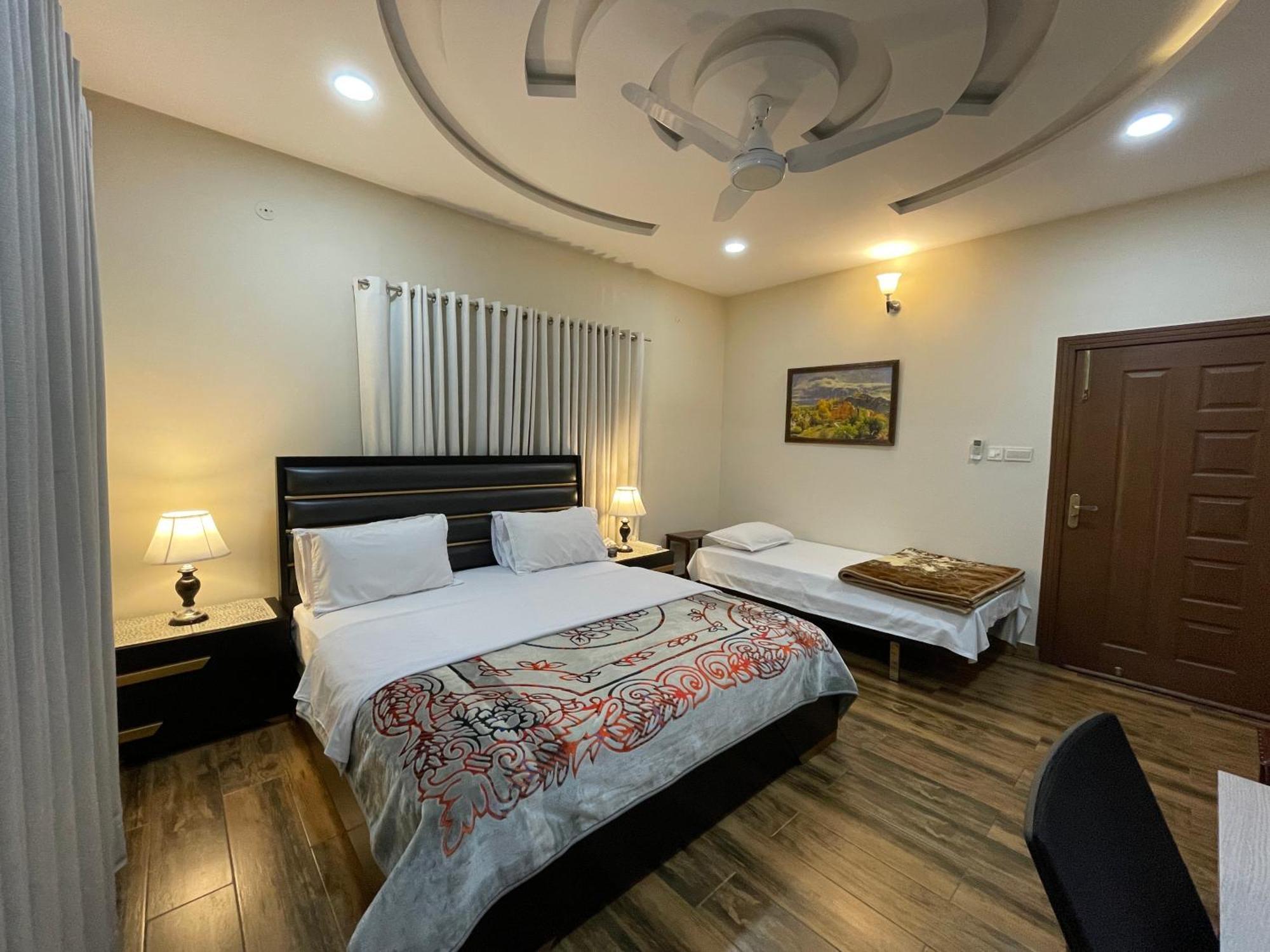Alpha Guest House Равалпинди Екстериор снимка