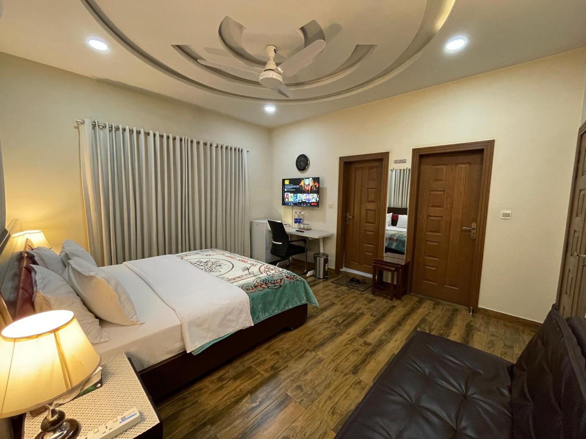 Alpha Guest House Равалпинди Екстериор снимка
