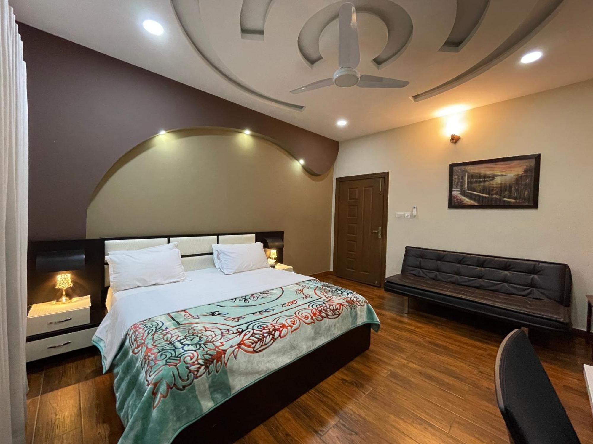 Alpha Guest House Равалпинди Екстериор снимка