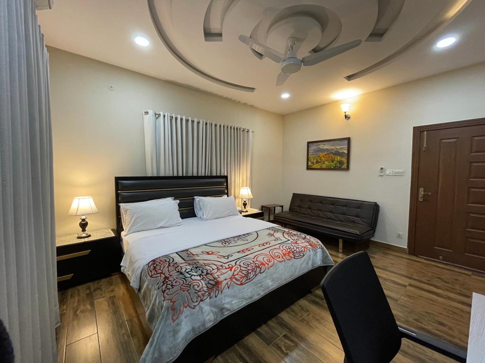 Alpha Guest House Равалпинди Екстериор снимка