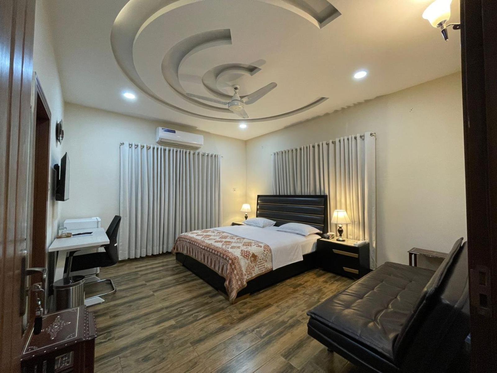 Alpha Guest House Равалпинди Екстериор снимка