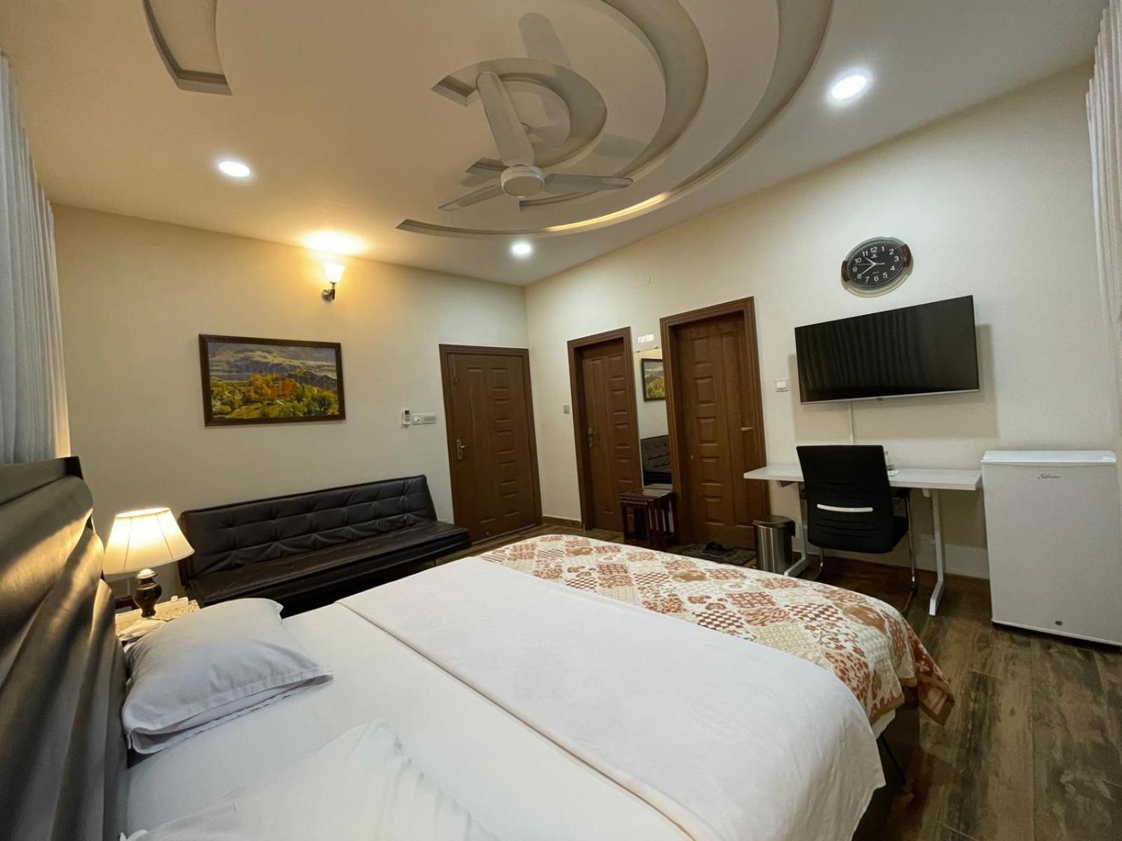 Alpha Guest House Равалпинди Екстериор снимка