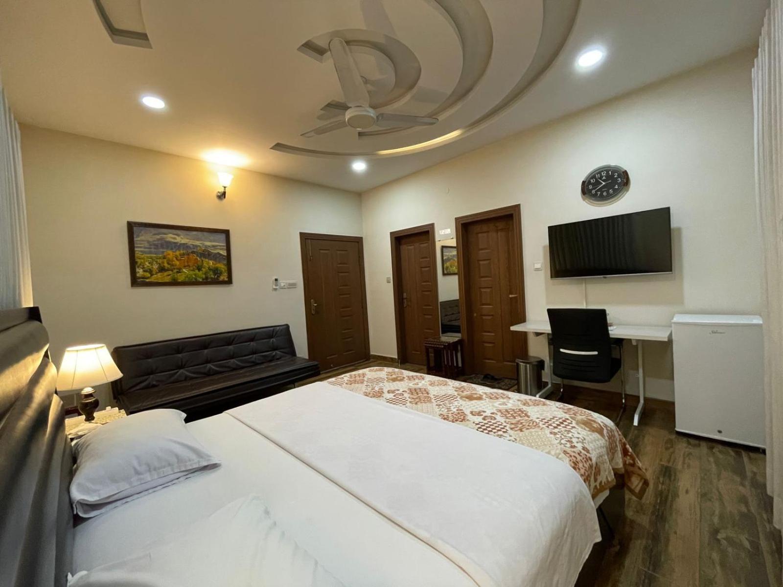 Alpha Guest House Равалпинди Екстериор снимка